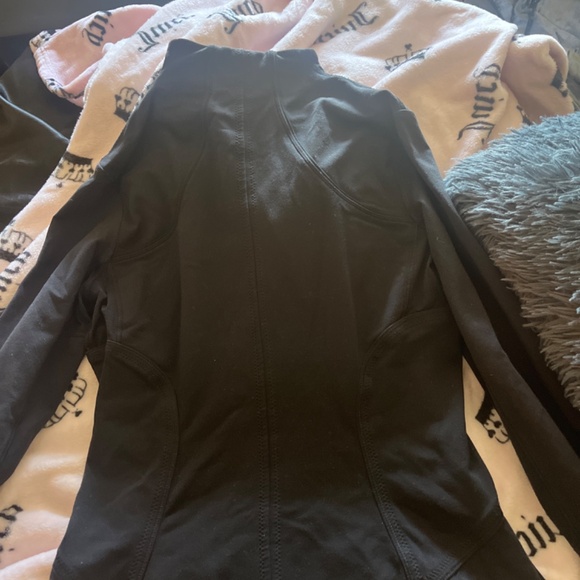 Lululemon jacket - Picture 3 of 3